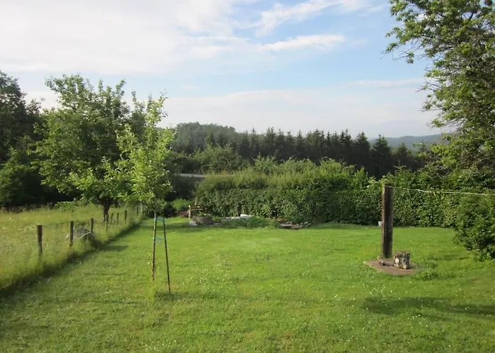 Au Calme En Ardenne בית אירוח פאובילרס